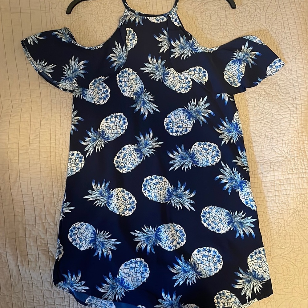 Summer dress, navy blue, white & blue pineapple design, size M, great condition